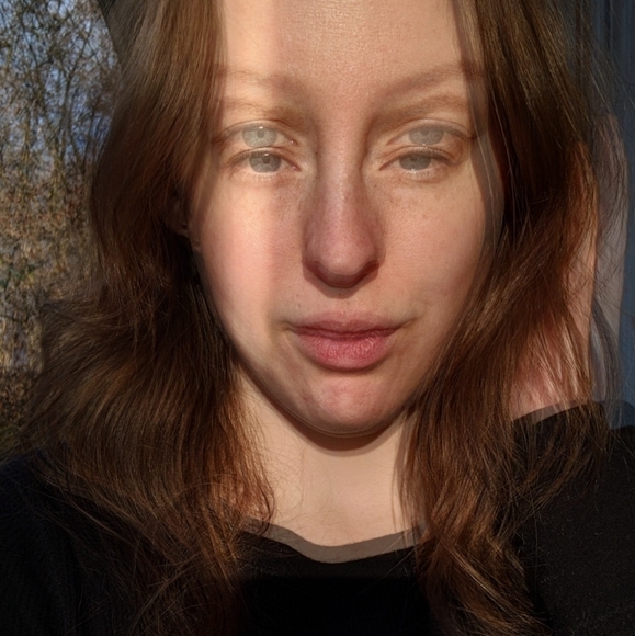 💜Meet your Posher💜 - Picture 4 of 7